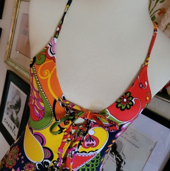 Zara Blogger's Favorite‎ One Piece Multi-color One Piece Swimsuit - Picture 4 of 6